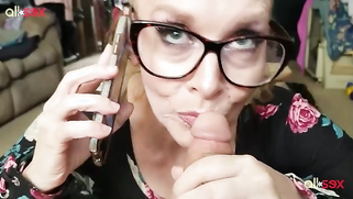 Cocksucker 55 yo mom sucking her son’s big cock and speaks on phone | XXX Video on AllSex.XXX