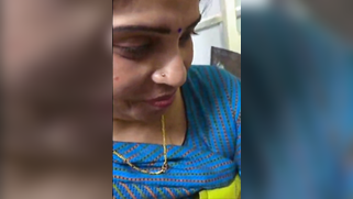 Mature Desi auntie fingers her XXX twat and records it for the cam | XXX Video on AllSex.XXX