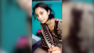 Cute Indian girlfriend sucks man's dick and swallows his XXX spunk | XXX Video on AllSex.XXX