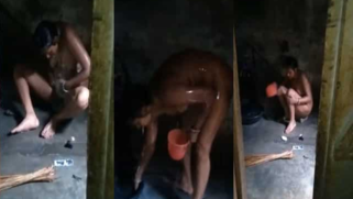 Kinky voyeur makes XXX video of naked Indian chick taking a shower | XXX Video on AllSex.XXX