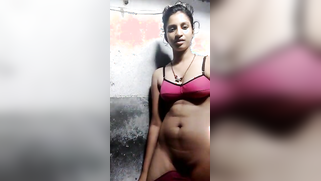 Sexy Indian babe strips naked and plays with her cute XXX pussy | XXX Video on AllSex.XXX