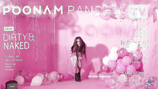 Sexy Indian girl with ideal XXX tits poses fully naked on the camera