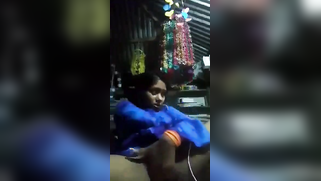 Unsatisfied Tamil girl screams while fingering XXX pussy solo on bed | XXX Video on AllSex.XXX