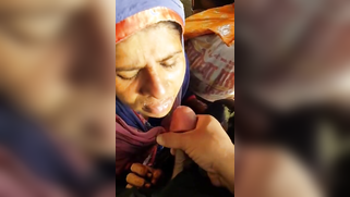 Outdoor blowjob culminates for Tamil aunty with XXX cumshot on tongue | XXX Video on AllSex.XXX