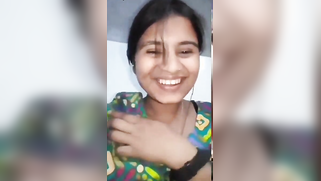 Enticing Indian gal smiles while demonstrating her sweet XXX vagina | XXX Video on AllSex.XXX