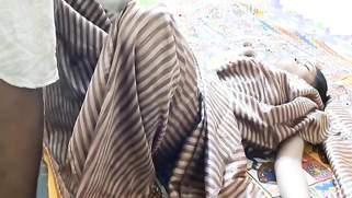 Obedient Desi wife in sari lies and enjoys chudai in XXX missionary pose | XXX Video on AllSex.XXX