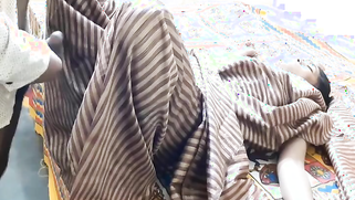 Obedient Desi wife in sari lies and enjoys chudai in XXX missionary pose