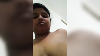 Chubby Indian girl worships juicy XXX melons and shows her big nipples | XXX Video on AllSex.XXX