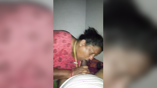 Indian woman is addicted to oral sex so she gives a blowjob on camera | XXX Video on AllSex.XXX