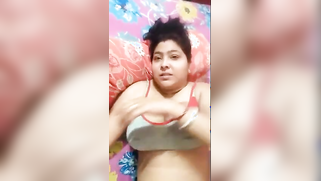 Man called the dirty Indian woman to film her sucking off close-up | XXX Video on AllSex.XXX