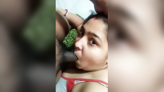 Man called the dirty Indian woman to film her sucking off close-up | XXX Video on AllSex.XXX