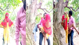 Indian MILF in colorful sari is fucked by her husband in the fresh air | XXX Video on AllSex.XXX