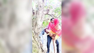 Indian MILF in colorful sari is fucked by her husband in the fresh air | XXX Video on AllSex.XXX