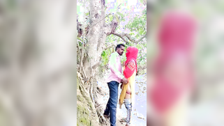 Indian MILF in colorful sari is fucked by her husband in the fresh air | XXX Video on AllSex.XXX