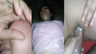 Guy turns camera on just like teen for Indian sex in close-up video