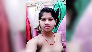 Small-tittied model films herself from head to toes for Indian sex fan | XXX Video on AllSex.XXX