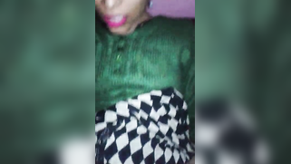 Indian colleen helps young man with camera wear condom to hook up | XXX Video on AllSex.XXX