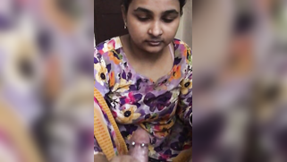 Partner called married Desi girlfriend to suck him off in new clip | XXX Video on AllSex.XXX