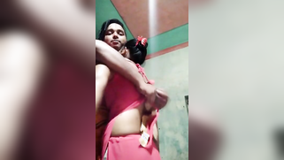 Woman allows horny friend to touch private areas before Indian sex | XXX Video on AllSex.XXX