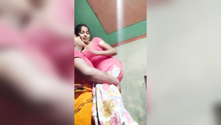 Woman allows horny friend to touch private areas before Indian sex | XXX Video on AllSex.XXX