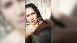 Filming cool Indian movie takes model to demonstrates her big twins | XXX Video on AllSex.XXX