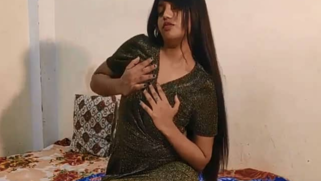 Indian sex model is so self-confident while taking taking clothes off | XXX Video on AllSex.XXX