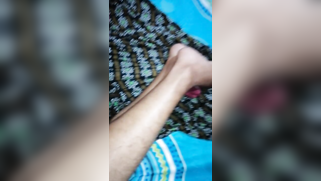 Desi whore fools around with boy who makes MILF suck off close-up | XXX Video on AllSex.XXX