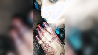 Desi whore fools around with boy who makes MILF suck off close-up | XXX Video on AllSex.XXX