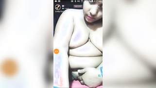 Horny Indian MILF exploits vegetables not according to their purpose | XXX Video on AllSex.XXX