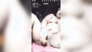 Horny Indian MILF exploits vegetables not according to their purpose | XXX Video on AllSex.XXX