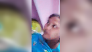 Horny Indian wife demonstrates on camera her exceptional knockers | XXX Video on AllSex.XXX