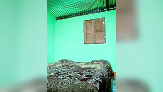 Minx poses naked in front of cam showing she is ready for indian sex | XXX Video on AllSex.XXX