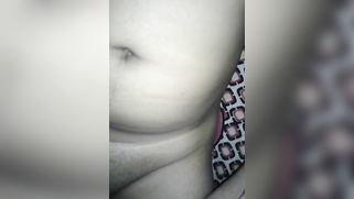 Pervert grabs camera to film how dick slides into Desi wife's twat | XXX Video on AllSex.XXX