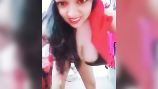 Joyful Indian beauty with natural boobs dances naked on the camera | XXX Video on AllSex.XXX