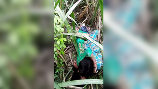 Voyeur spies on young Desi couple who fools around on a grass field | XXX Video on AllSex.XXX