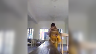 Insistent Desi boy convinces shy GF to take part in indian sex clip | XXX Video on AllSex.XXX