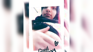 Desi cutie in hijab finds courage to show perky boobs on the cam | XXX Video on AllSex.XXX