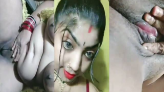 Pretty Indian MILF rubs her pussy and record solo process on cam
