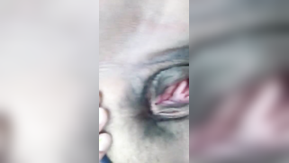 Naked Desi minx rubs own XXX peach and captures process on the cam | XXX Video on AllSex.XXX