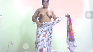 Stacked Indian MILF rubs her juicy tits and wet pussy in front of cam