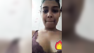 During indian sex video chat pretty woman shows her tits and pussy | XXX Video on AllSex.XXX