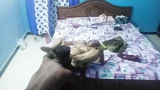 Horny guy licks wife's pussy in indian sex clip recorded on hidden cam | XXX Video on AllSex.XXX