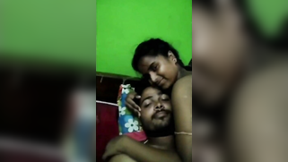 Indian man makes out with GF and worships her juicy tits before sex | XXX Video on AllSex.XXX