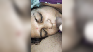 Mature Indian housewife sucks hard boner in amateur indian sex clip | XXX Video on AllSex.XXX