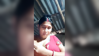 Naughty Desi beauty shakes her big XXX melons in front of camera | XXX Video on AllSex.XXX