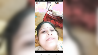 Married Indian slut likes to tease XXX buddy by showing private parts | XXX Video on AllSex.XXX