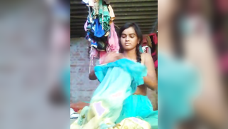 Young Indian girl shows how her XXX tunnel looks like outdoors | XXX Video on AllSex.XXX