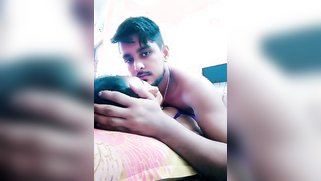Handsome Indian guy records on cam how he fucks GF's XXX twat on bed | XXX Video on AllSex.XXX