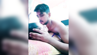 Handsome Indian guy records on cam how he fucks GF's XXX twat on bed | XXX Video on AllSex.XXX