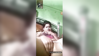 Relaxed Indian teen slowly rubs own XXX snatch in front of webcam | XXX Video on AllSex.XXX